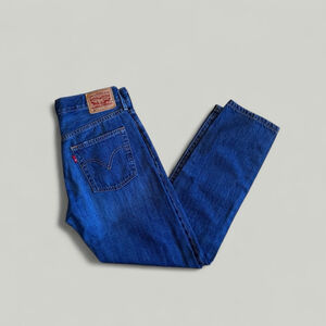 Levi's 501 Jeans Women Size 25 Blue Denim Distressed Highwaisted Straight Button